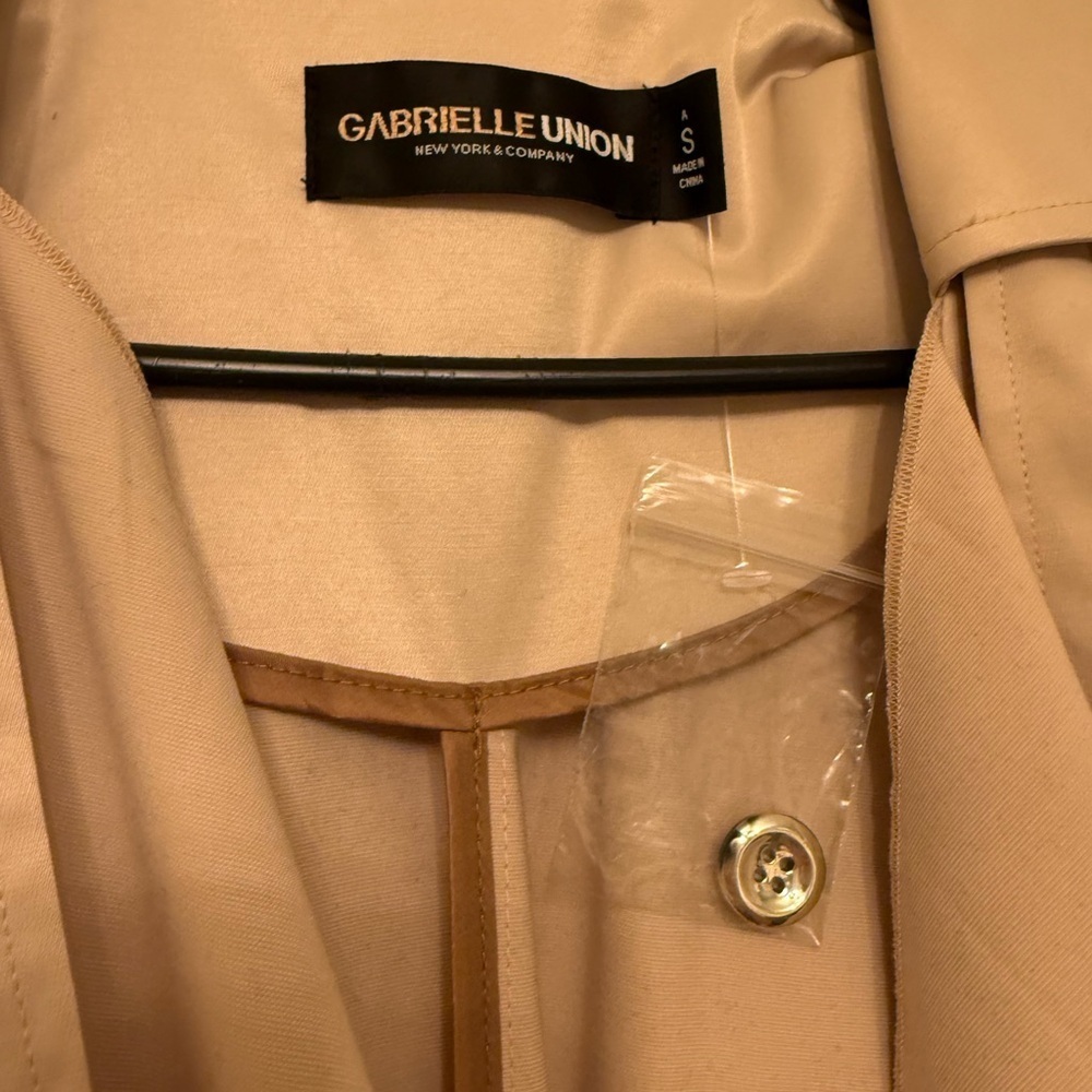 Women's Tan Trench Coat - Picture 7 of 10